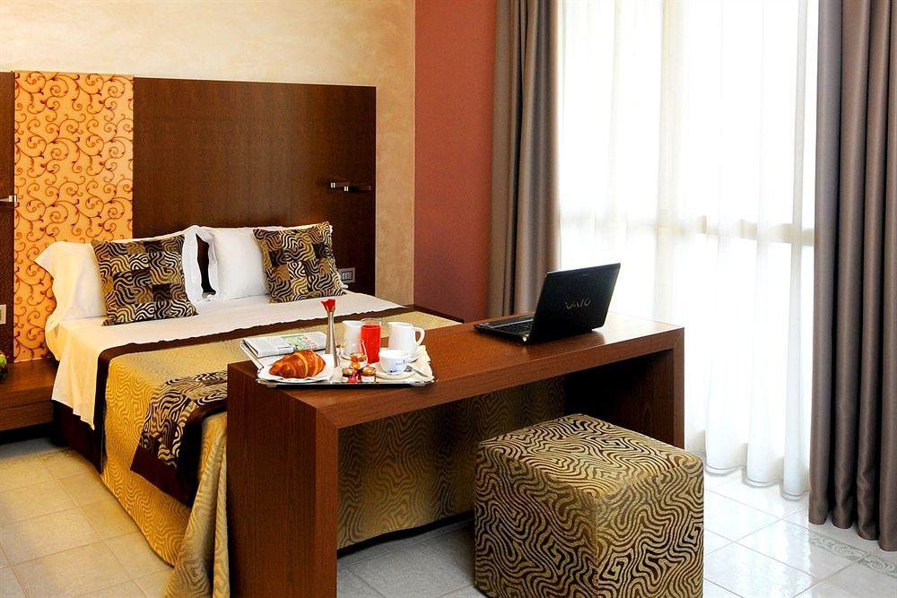 Montesilvano Marina Serena Majestic Hotel מראה חיצוני תמונה