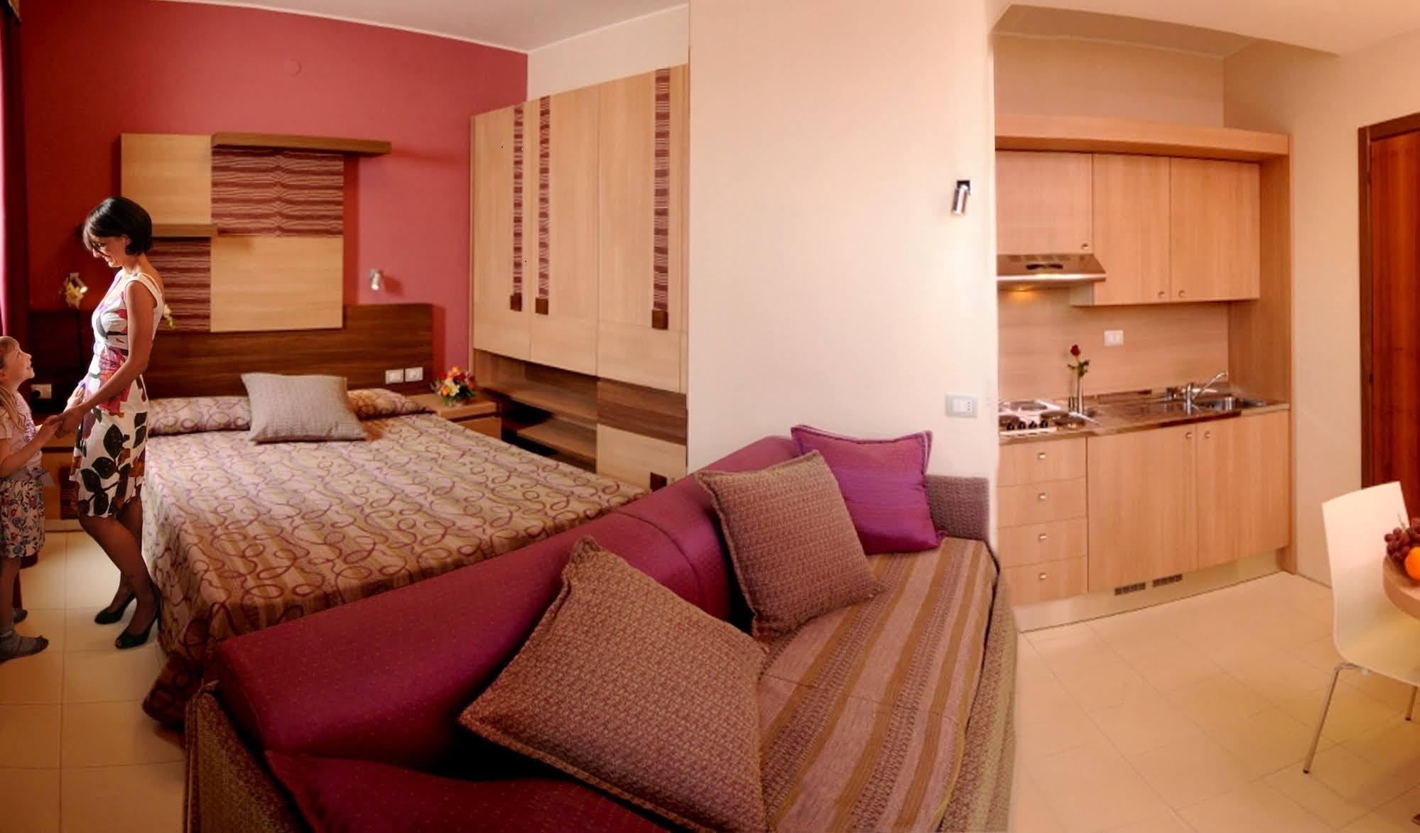 Montesilvano Marina Serena Majestic Hotel מראה חיצוני תמונה