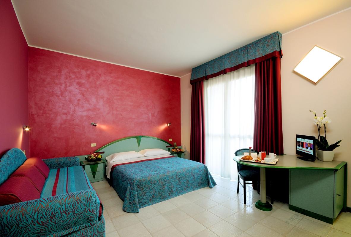 Montesilvano Marina Serena Majestic Hotel מראה חיצוני תמונה
