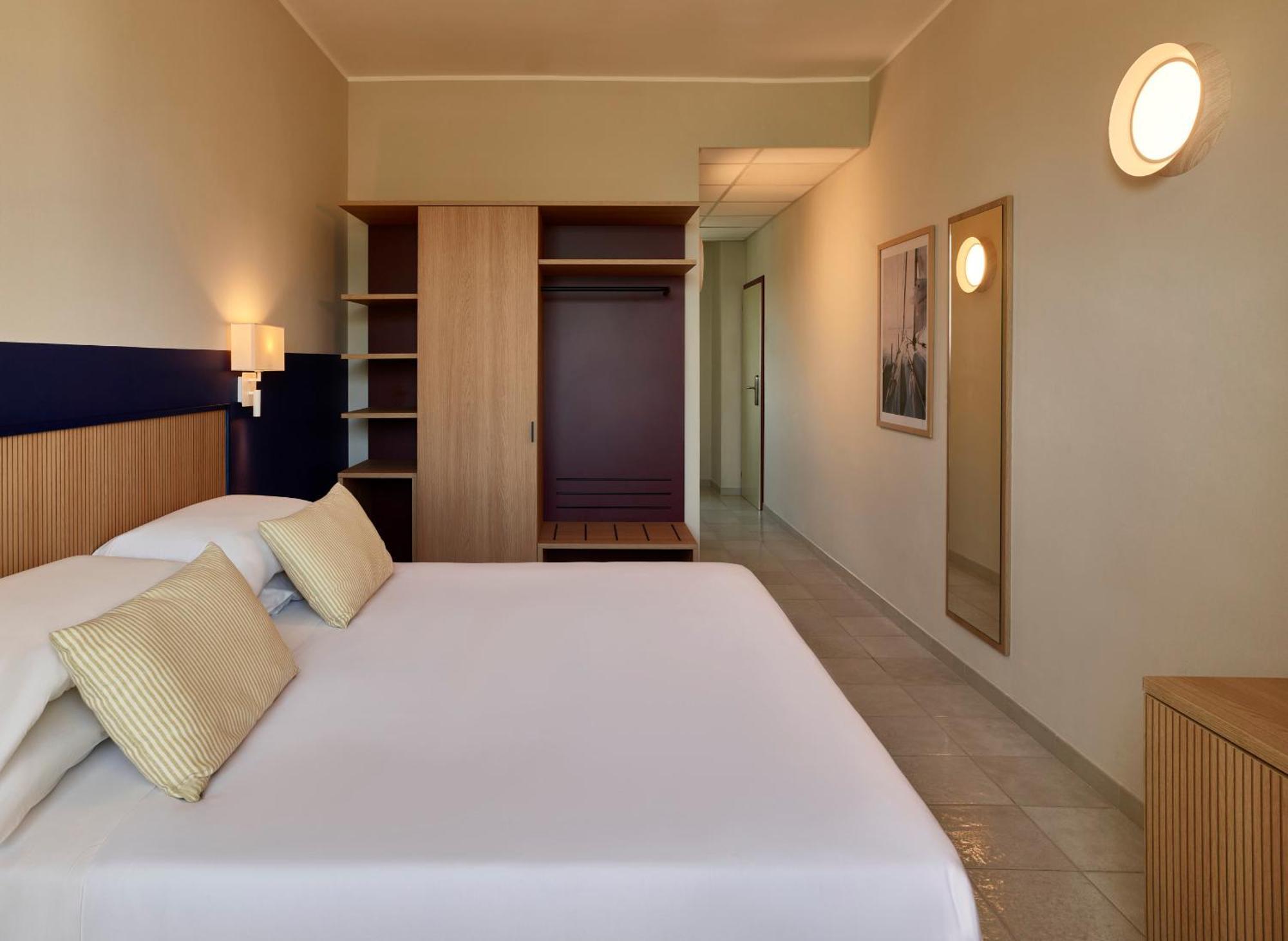 Montesilvano Marina Serena Majestic Hotel חדר תמונה