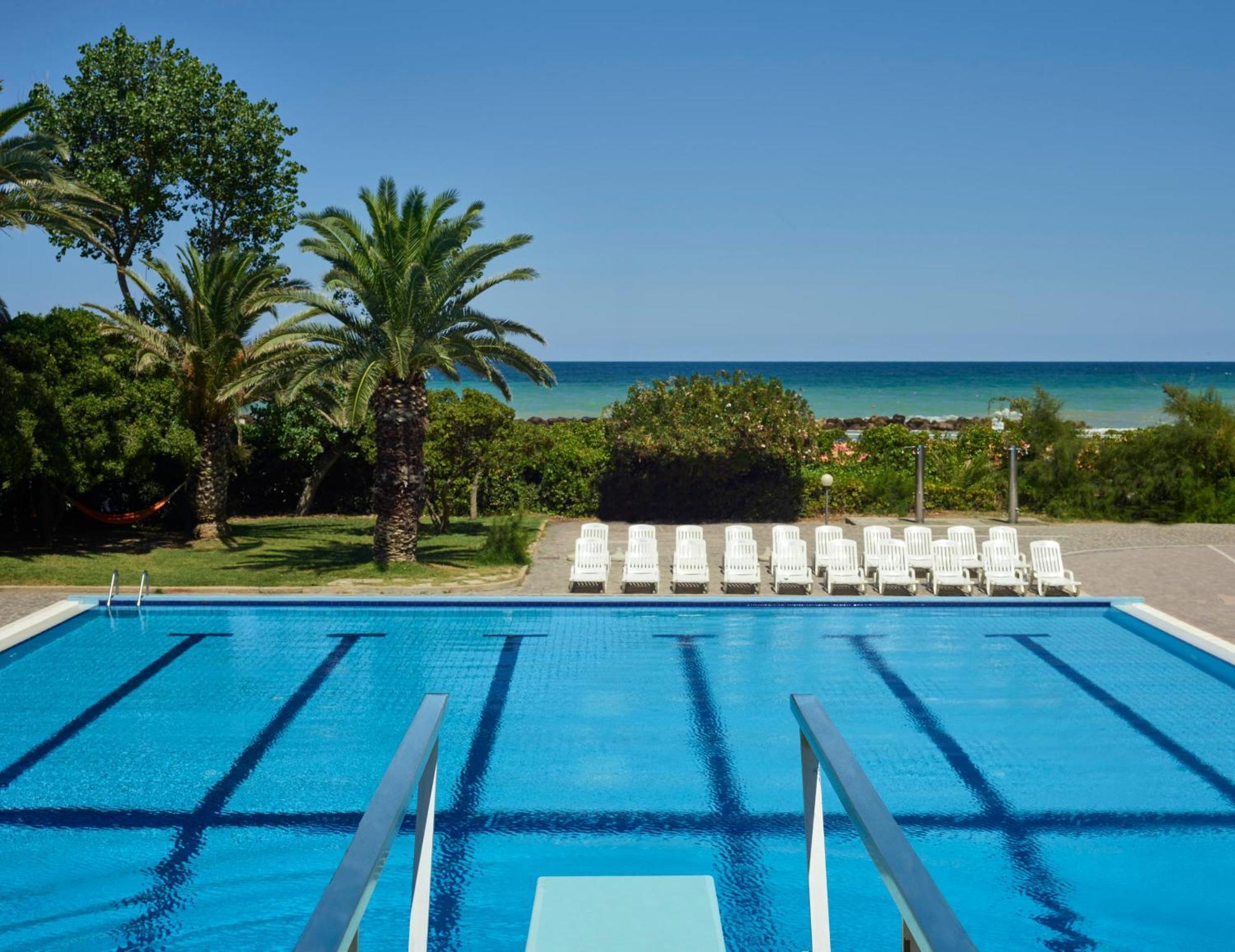 Montesilvano Marina Serena Majestic Hotel מראה חיצוני תמונה