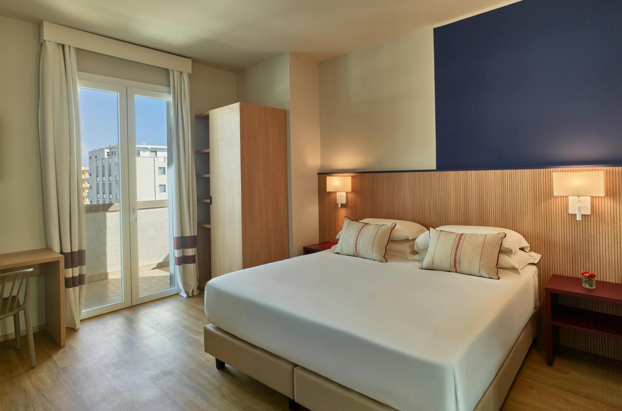 Montesilvano Marina Serena Majestic Hotel חדר תמונה